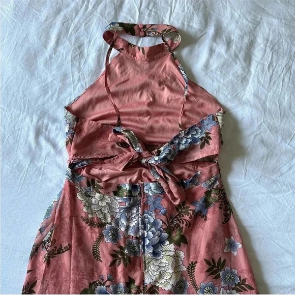 Size L Miami Pink Floral Cut Out Halter Maxi Dress - Picture 3 of 4